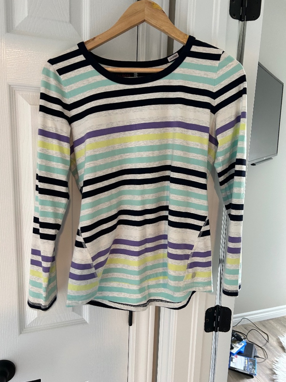 Talbots long sleeve tee shirt